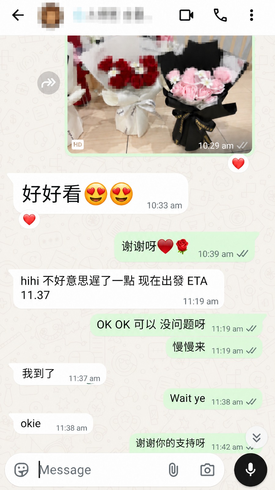 WhatsApp chat showing red and pink soap flower bouquets delivered to a happy customer