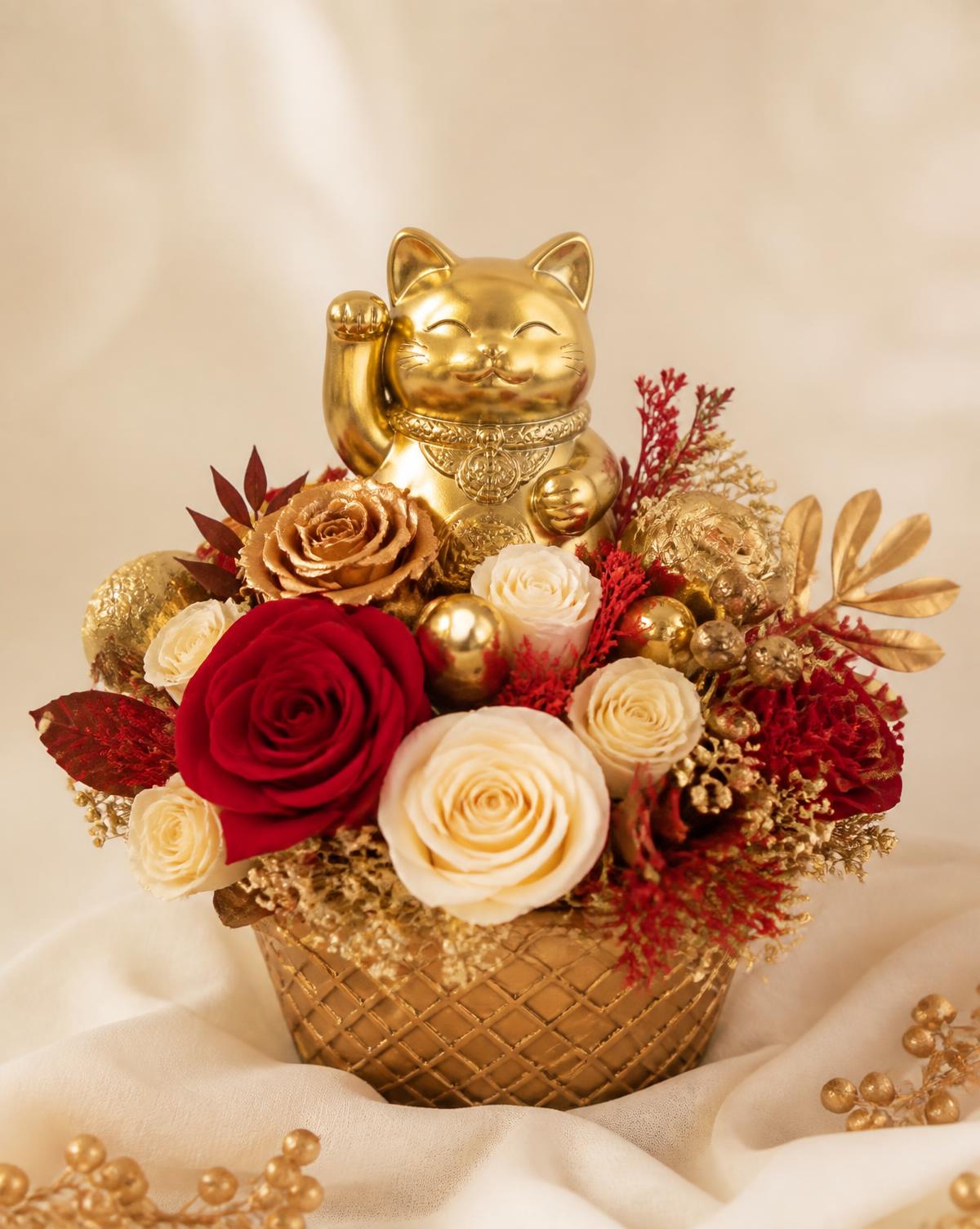The Meaning Behind the Lucky Cat (招财猫)